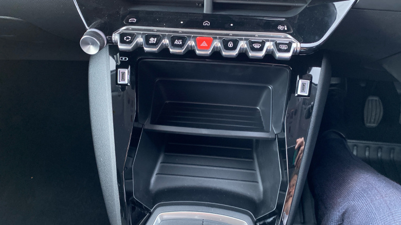 Peugeot 208 1.2 PureTech 100 Style 5dr Petrol Hatchback